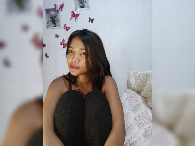 Valentina15 live cam on BongaCams