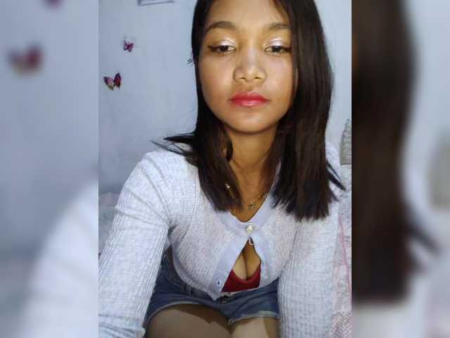 Valentina15 live cam on BongaCams