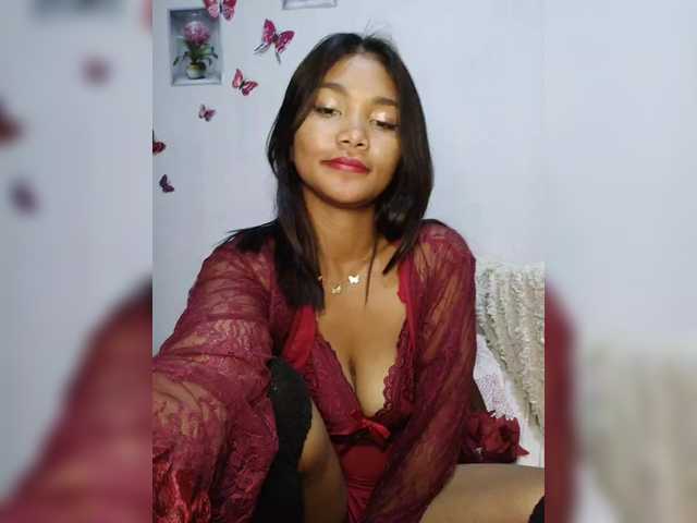 Valentina15 live cam on BongaCams