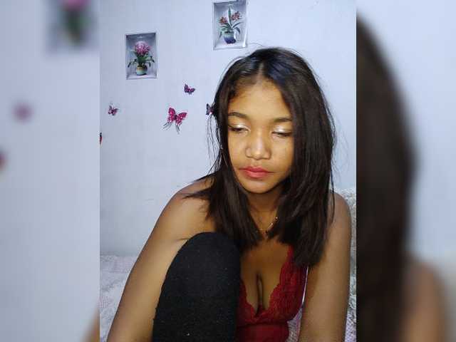 Valentina15 live cam on BongaCams