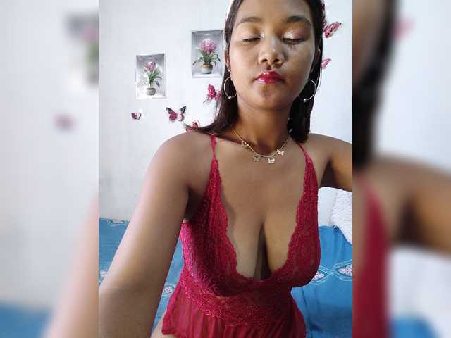 Valentina15 live cam on BongaCams
