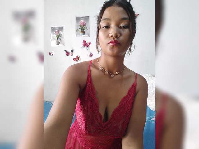 Valentina15 live cam on BongaCams