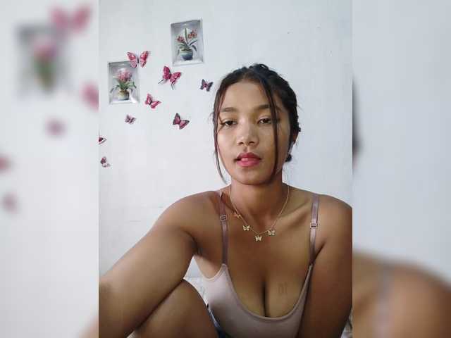 Valentina15 live cam on BongaCams