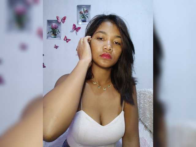 Valentina15 live cam on BongaCams