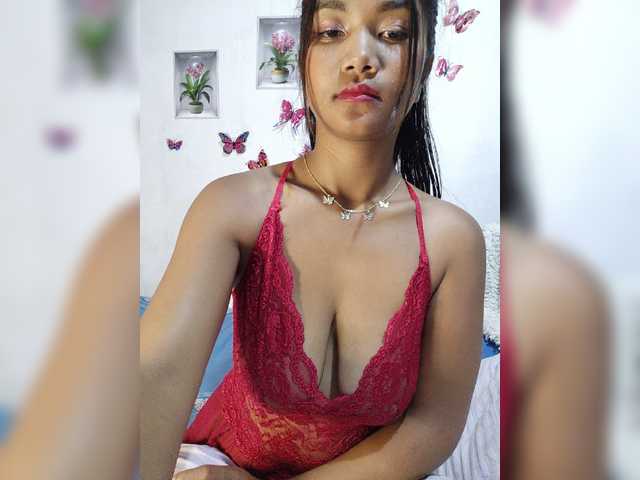 Valentina15 live cam on BongaCams