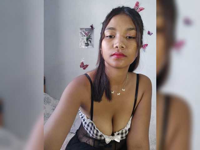 Valentina15 live cam on BongaCams