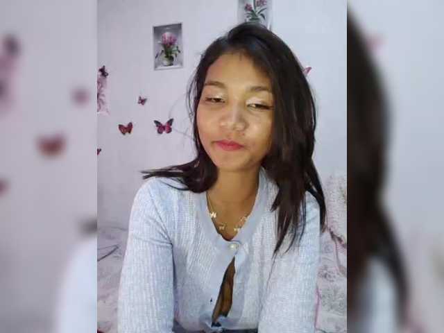 Valentina15 live cam on BongaCams