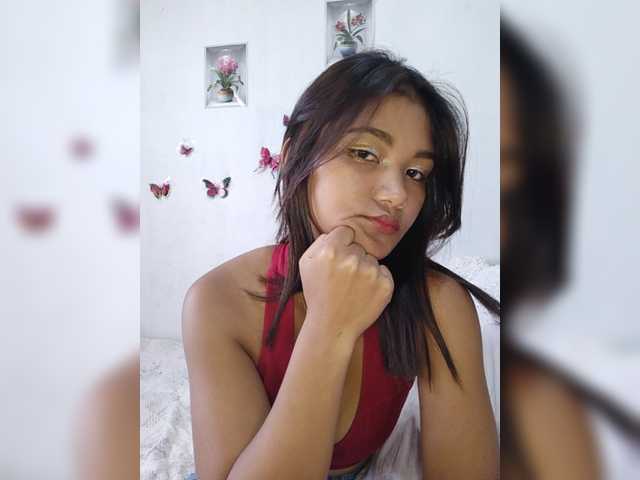 Valentina15 live cam on BongaCams