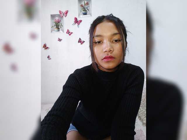 Valentina15 live cam on BongaCams