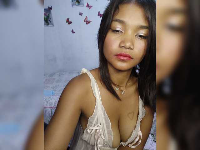 Valentina15 live cam on BongaCams