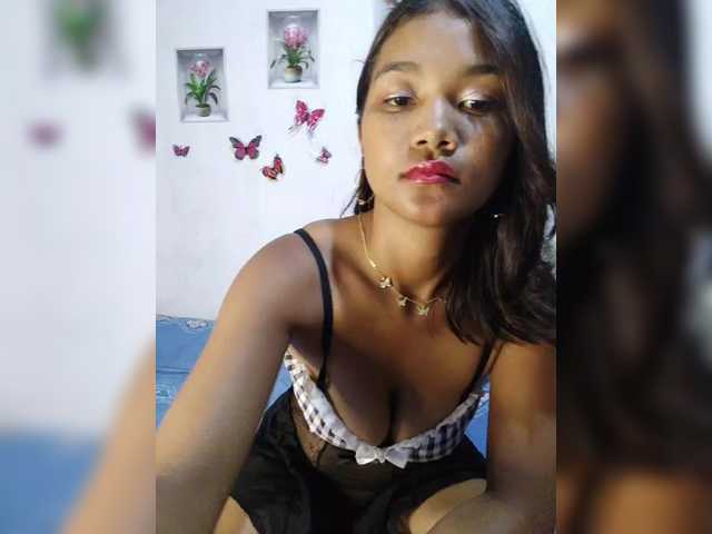 Valentina15 live cam on BongaCams