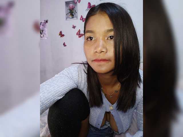 Valentina15 live cam on BongaCams