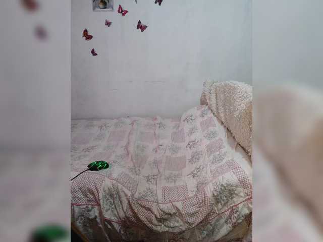 Valentina15 live cam on BongaCams