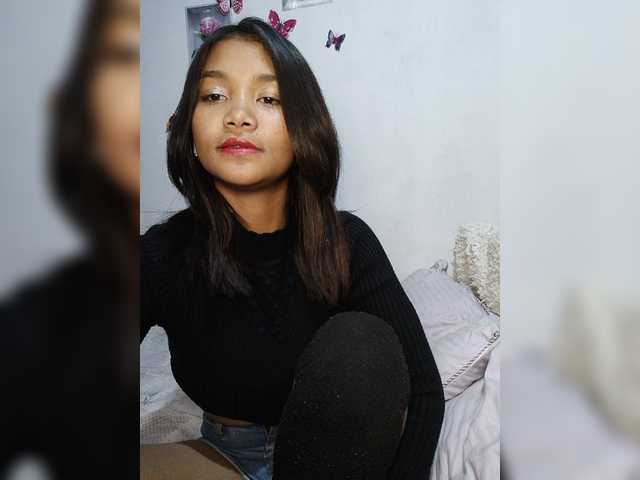 Valentina15 live cam on BongaCams