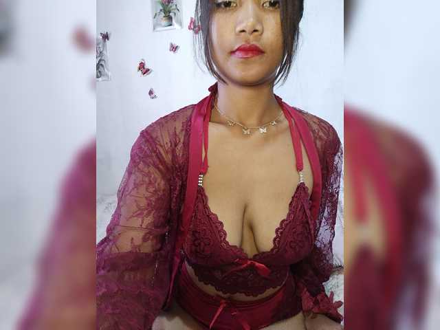 Valentina15 live cam on BongaCams