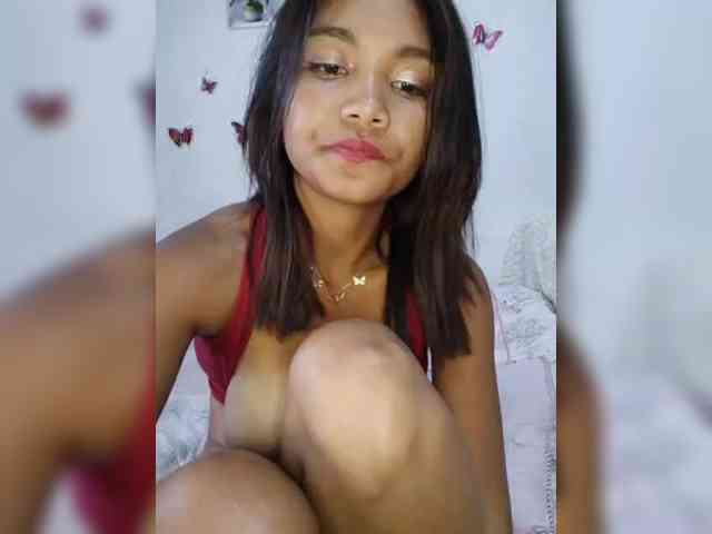 Model: Valentina15