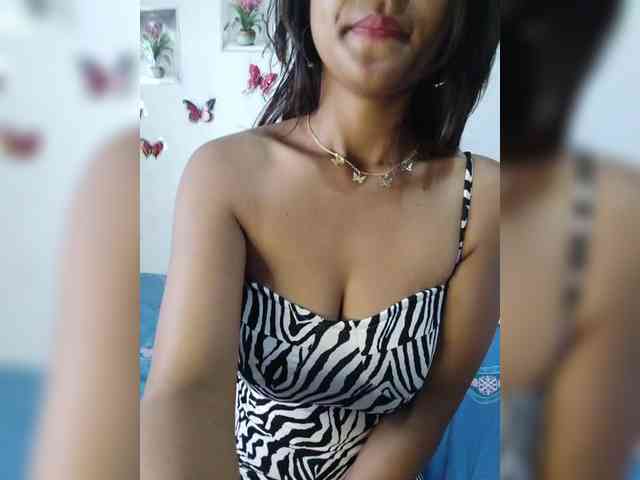 Model: Valentina15