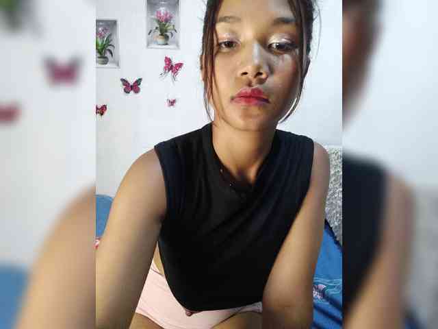 Model: Valentina15