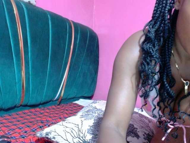 AfricanHoneyX live cam on BongaCams
