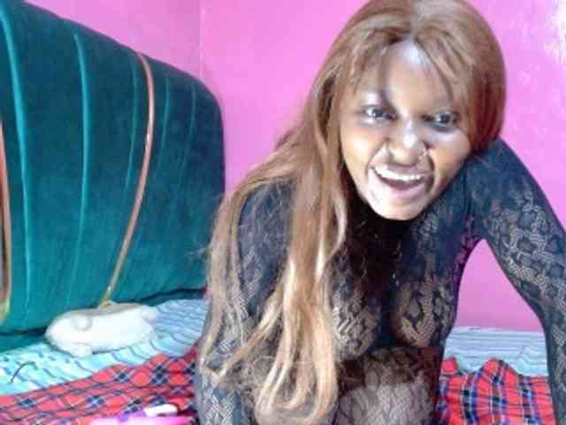 AfricanHoneyX webcam