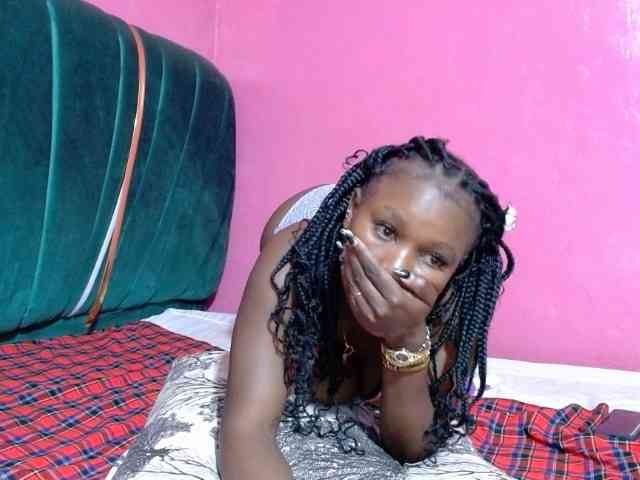 AfricanHoneyX webcam
