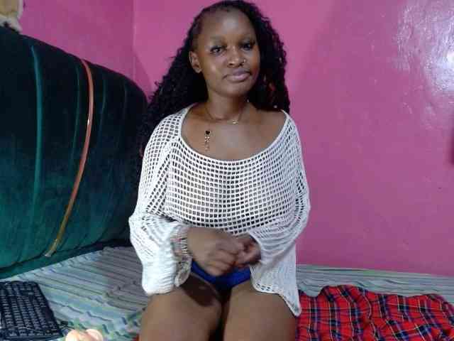 AfricanHoneyX webcam