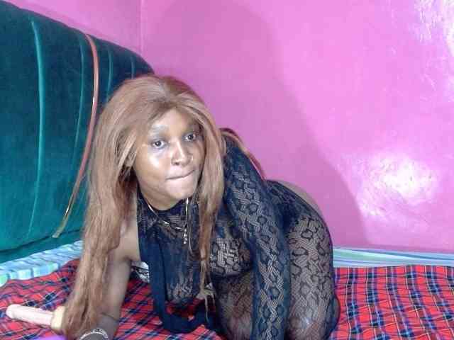 AfricanHoneyX webcam