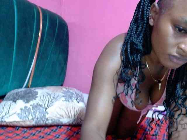 AfricanHoneyX webcam
