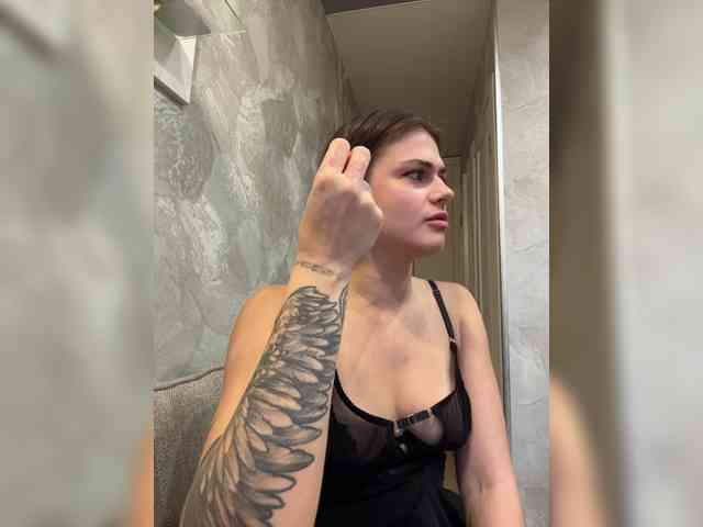 Kris-and-Vanessa Live Webcam on BongaCams
