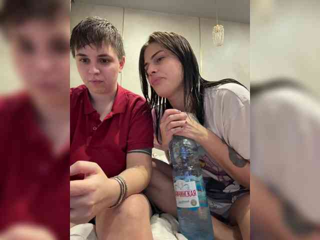 Модель: Kris-and-Vanessa
