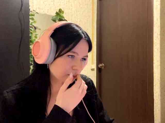 DaineMalbon webcam