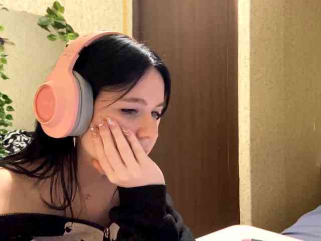 DaineMalbon webcam