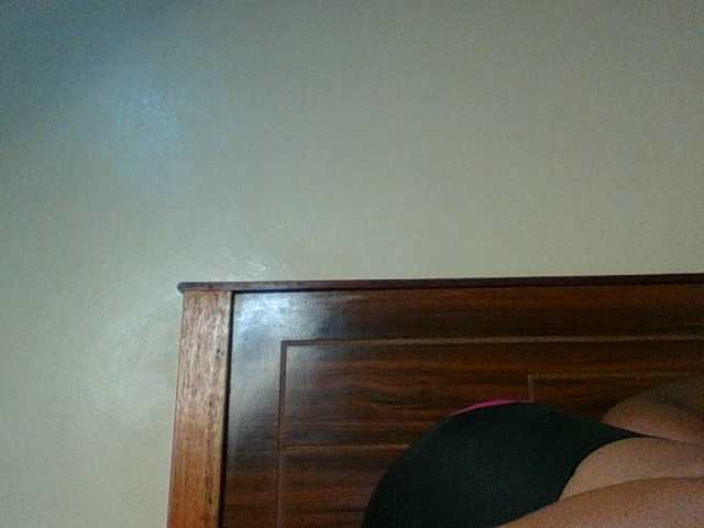 Kishylovee live cam on BongaCams