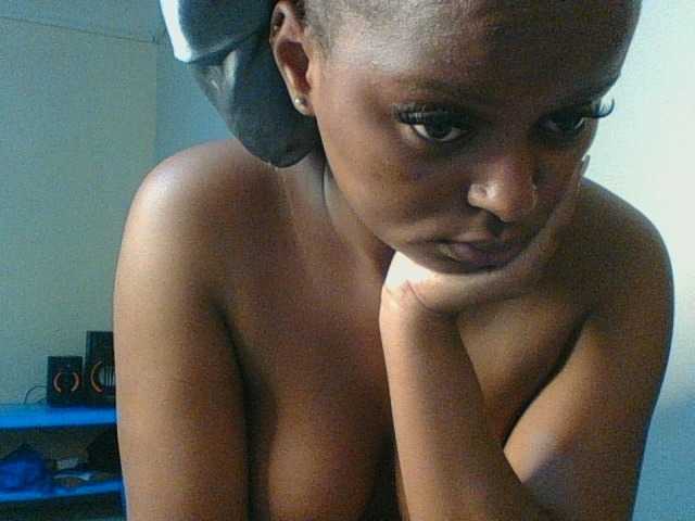 Kishylovee live cam on UnifiedCams