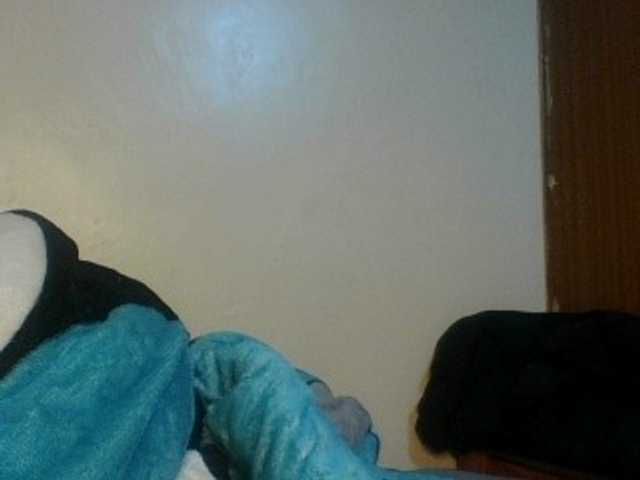 Kishylovee live cam on BongaCams