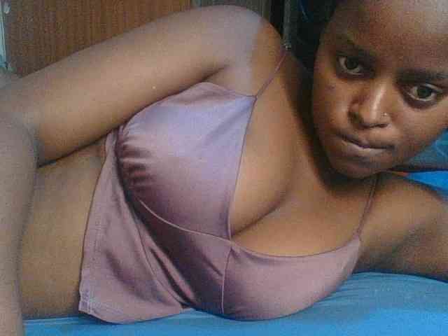 Kishylovee webcam