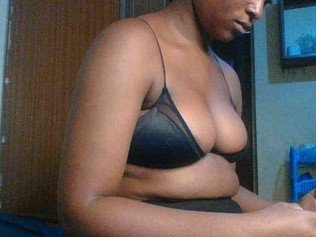 Kishylovee webcam