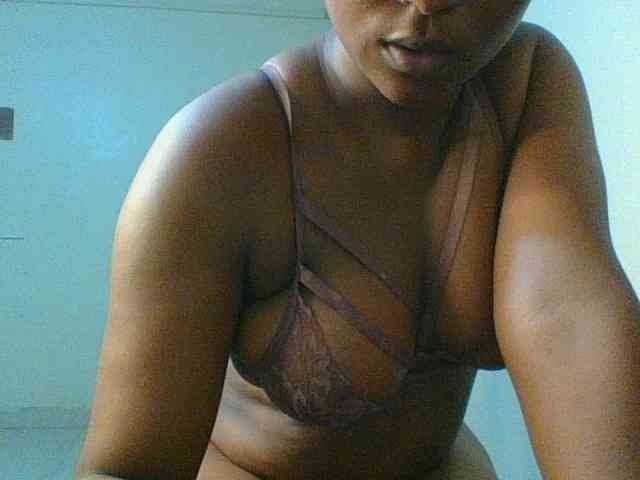 Kishylovee webcam