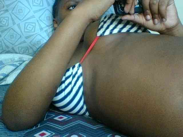 Kishylovee webcam