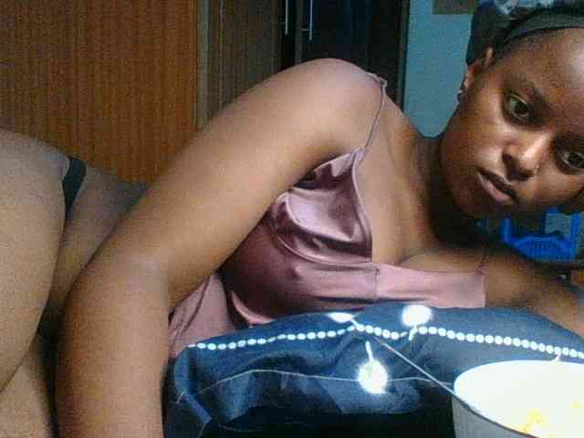 Kishylovee webcam