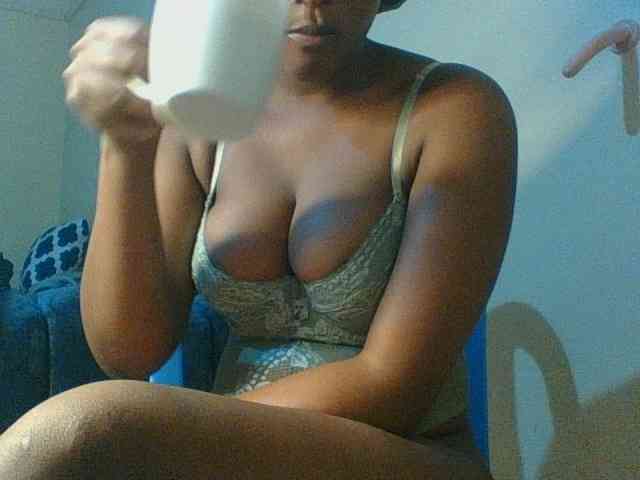 Kishylovee webcam