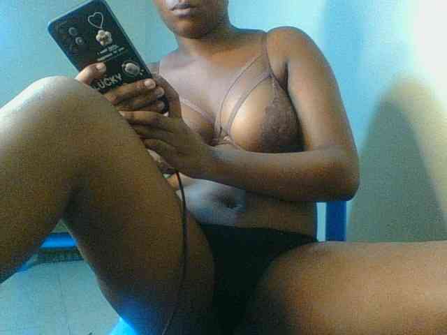Kishylovee webcam