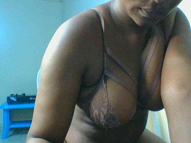 Kishylovee webcam