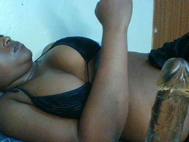 Kishylovee webcam