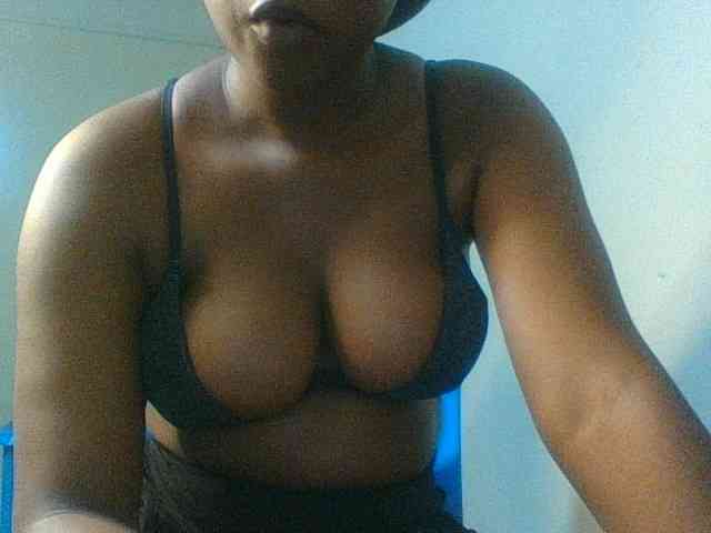 Kishylovee webcam