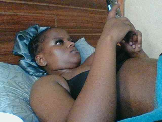 Kishylovee webcam
