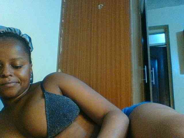 Kishylovee webcam