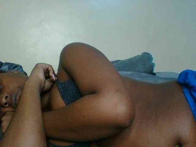 Kishylovee webcam