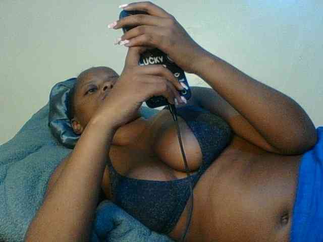 Kishylovee webcam