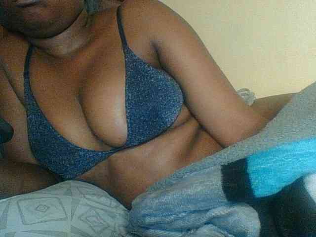 Kishylovee webcam